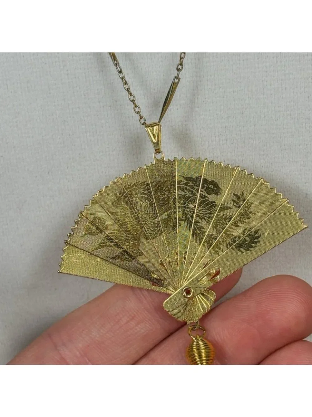 Vintage Japanese Folding Fan Necklace Gold Tone Costume Jewelry Statement C61